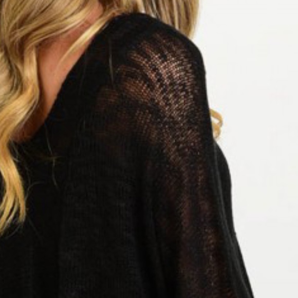 LAST 2! 3/4 sleeve light knit top - Picture 3 of 3